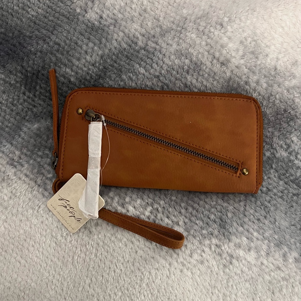 NWT Free People Vegan Wallet